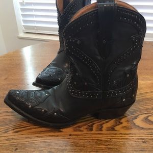 Lucchese Black tooled Petal 8” bootie